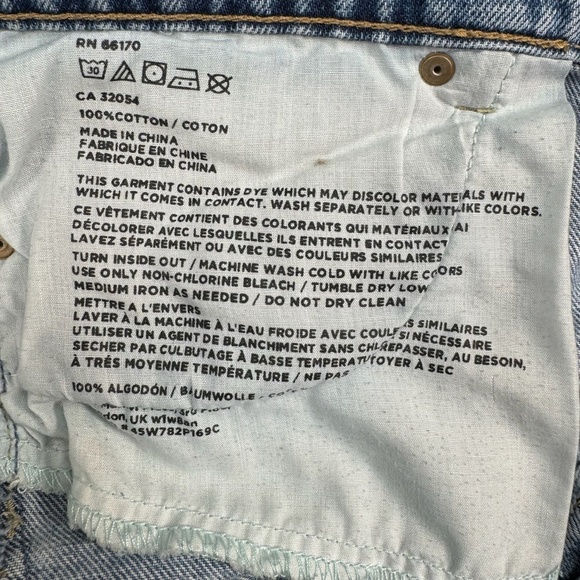 BDG Slim Boyfriend Jeans Womens Size 27 Mid Rise Medium Wash Distressed - Picture 7 of 15